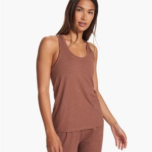 Vuori XS hazelnut heather Lux Performance Tank